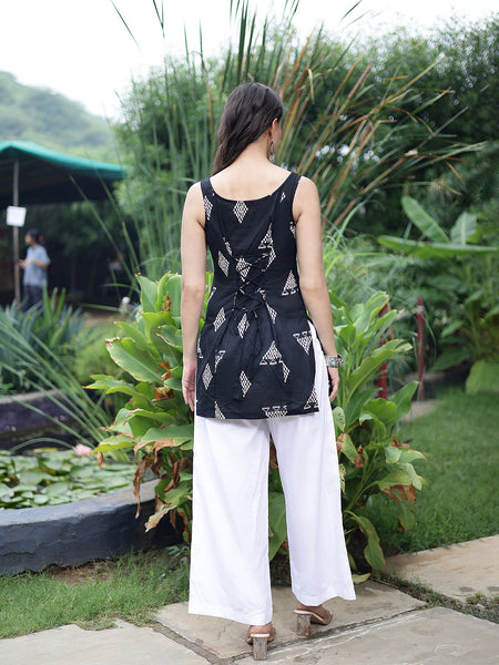 Women Black Geometric Printed Sleeveless Cotton Ethnic Top