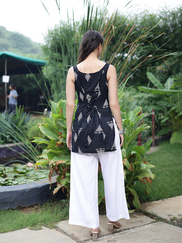 Women Black Geometric Printed Sleeveless Cotton Ethnic Top