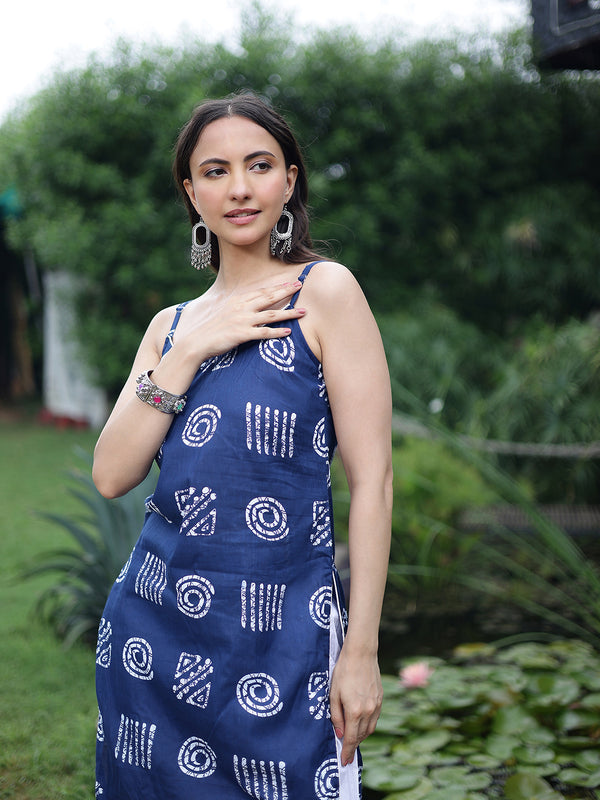 Women Blue Printed Sleeveless Kurti