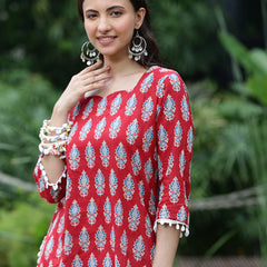 Women Red Ethnic Printed Three-Quarter Sleeve Straight Tunic