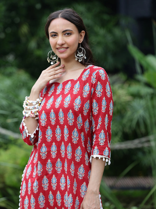 Women Red Ethnic Printed Three-Quarter Sleeve Straight Tunic