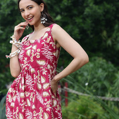 Women Pink Floral Printed Sleeveless Peplum Tunic