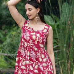 Women Pink Floral Printed Sleeveless Peplum Tunic