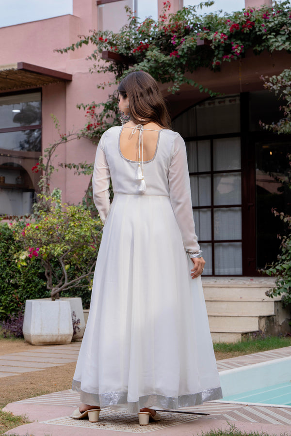 Poshak Hub Women Off-White Georgette Hand Embroidery Anarkali Kurta