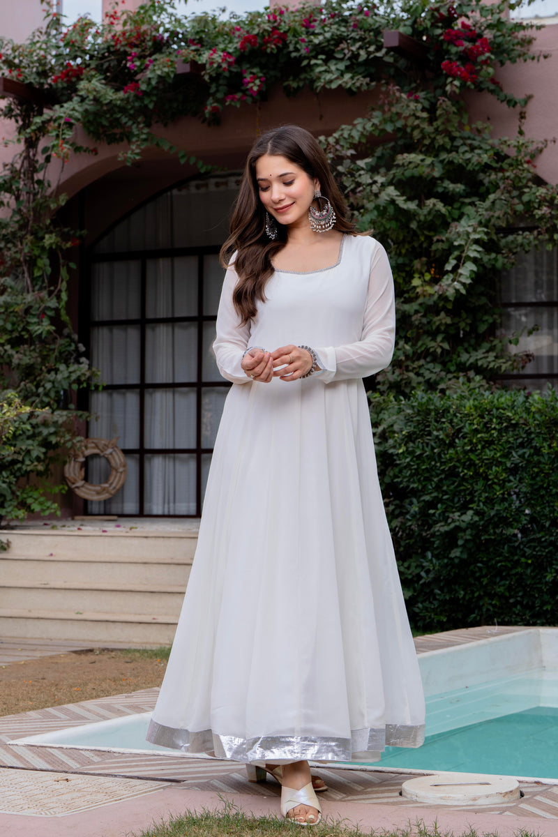 Poshak Hub Women Off-White Georgette Hand Embroidery Anarkali Kurta