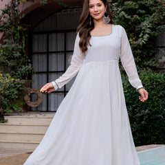 Poshak Hub Women Off-White Georgette Hand Embroidery Anarkali Kurta