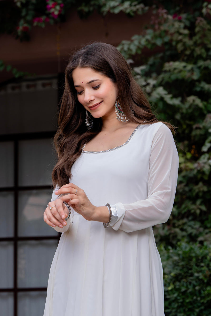 Poshak Hub Women Off-White Georgette Hand Embroidery Anarkali Kurta