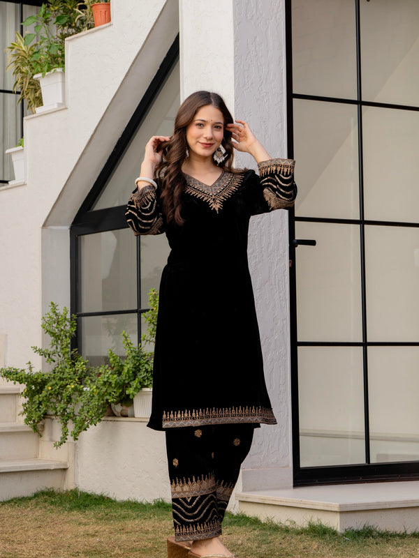Poshak Hub Women Black Velvet Embroidered Kurta & Trouser Set