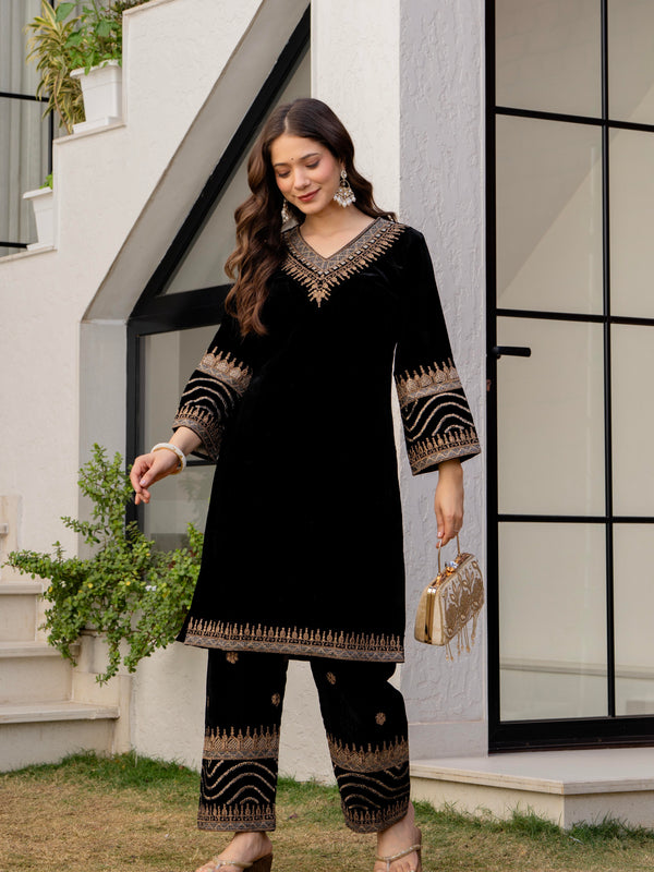 Poshak Hub Women Black Velvet Embroidered Kurta & Trouser Set