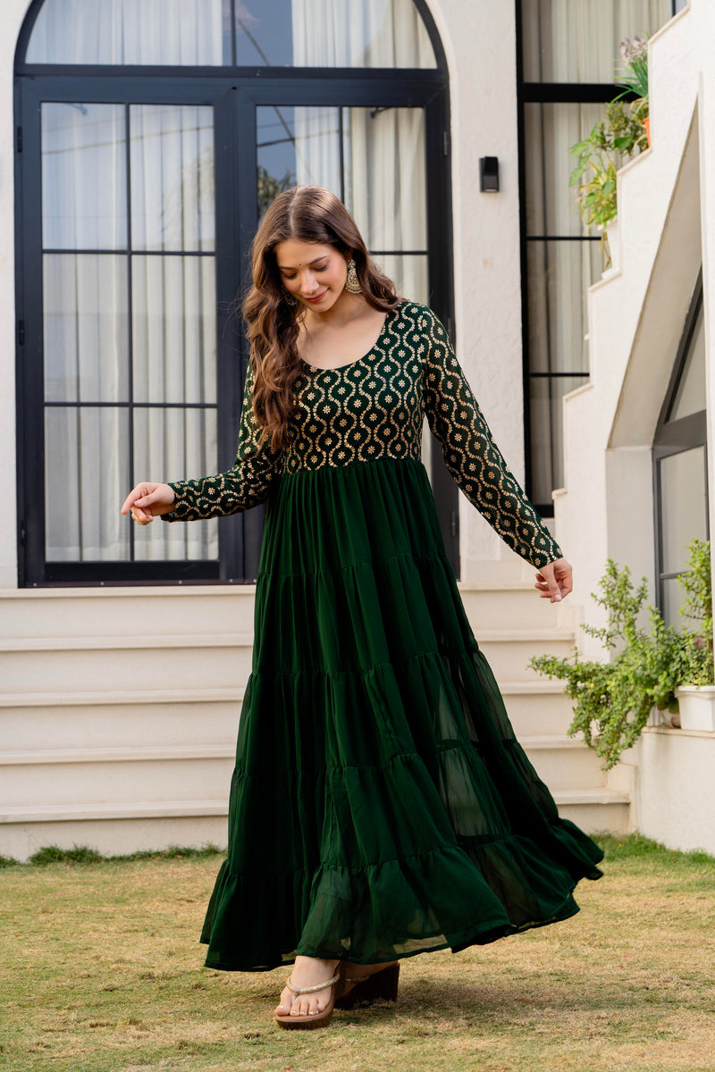 Poshak Hub Women Green Georgette Foil print Tiered Anarkali Kurta