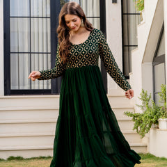 Poshak Hub Women Green Georgette Foil print Tiered Anarkali Kurta