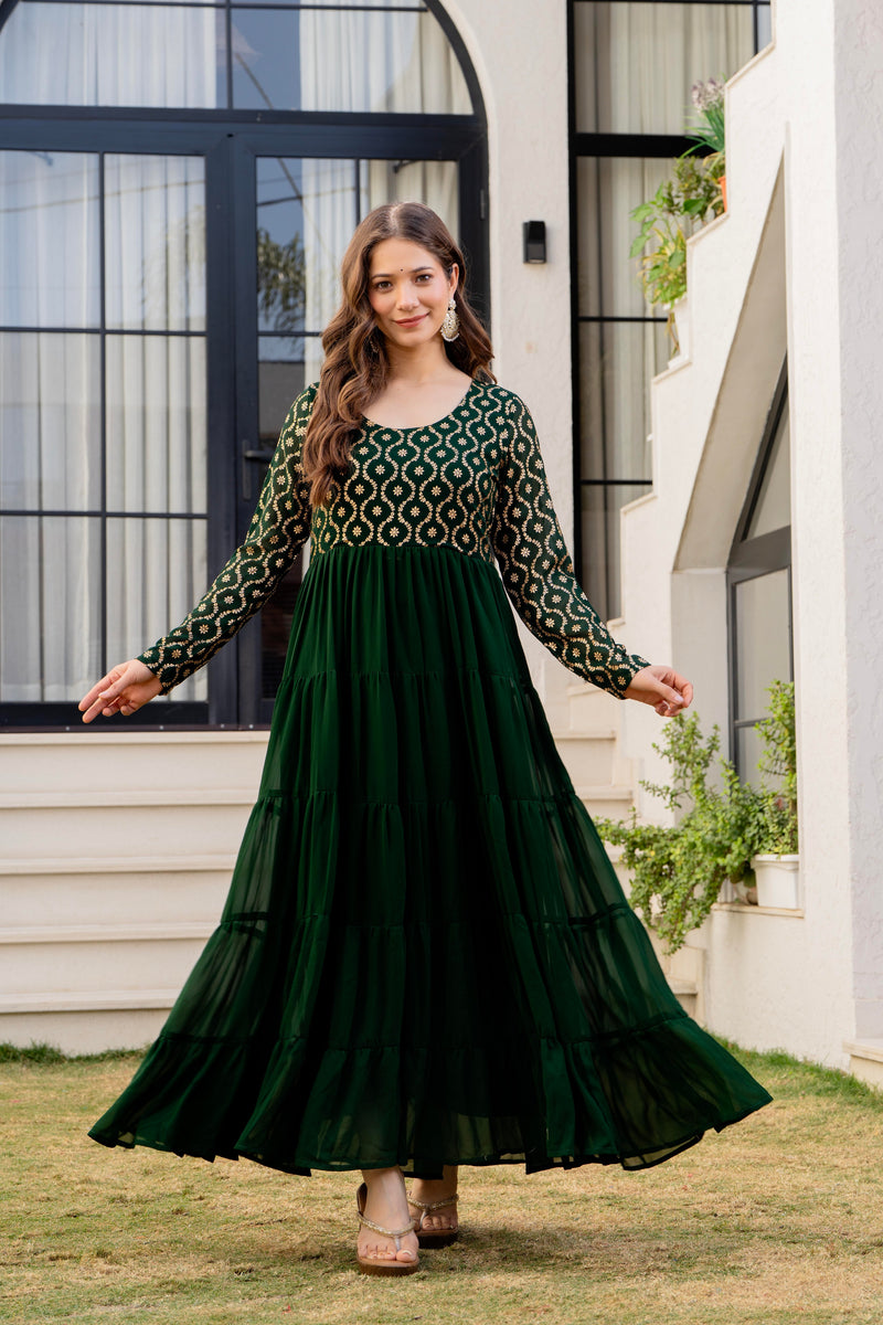 Poshak Hub Women Green Georgette Foil print Tiered Anarkali Kurta