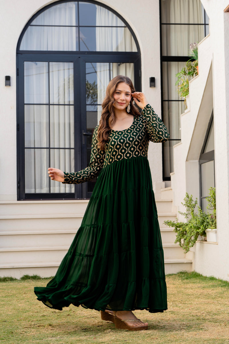 Poshak Hub Women Green Georgette Foil print Tiered Anarkali Kurta