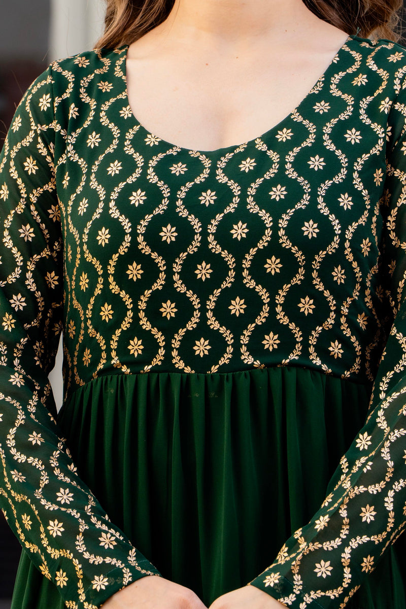 Poshak Hub Women Green Georgette Foil print Tiered Anarkali Kurta