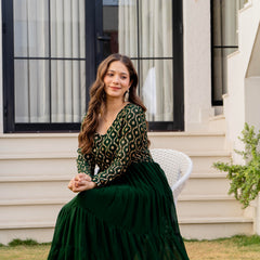 Poshak Hub Women Green Georgette Foil print Tiered Anarkali Kurta