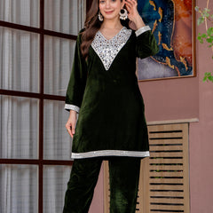 Poshak Hub Women Green Mirror Work Embroidery Velvet Tunic with Trouser Co-ord Set