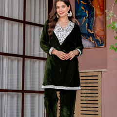 Poshak Hub Women Green Mirror Work Embroidery Velvet Tunic with Trouser Co-ord Set