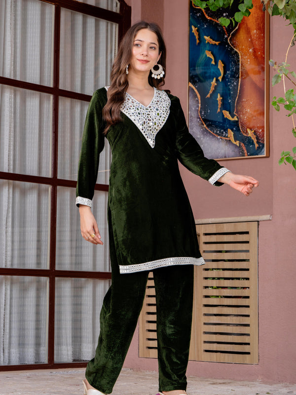 Poshak Hub Women Green Mirror Work Embroidery Velvet Tunic with Trouser Co-ord Set