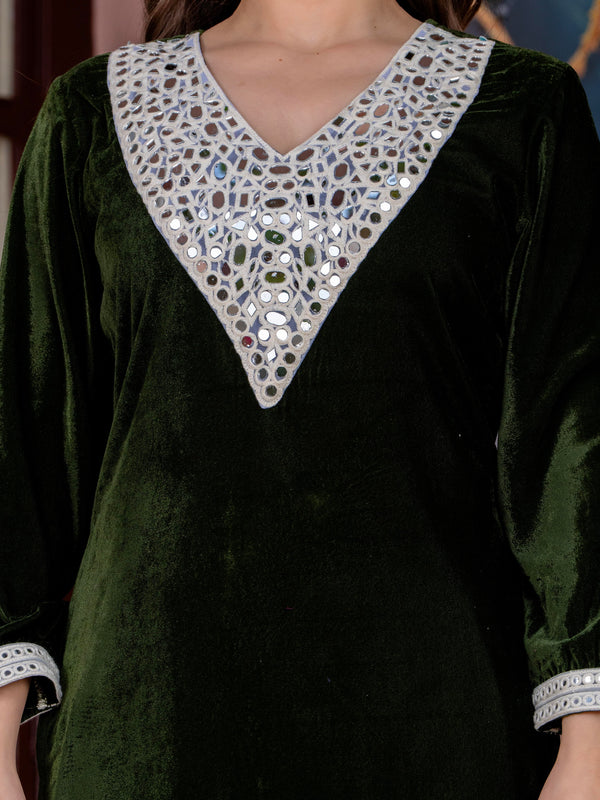 Poshak Hub Women Green Mirror Work Embroidery Velvet Tunic with Trouser Co-ord Set