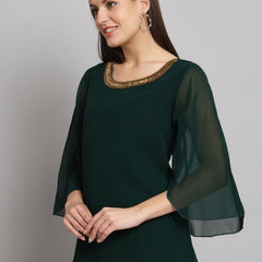 Poshak Hub Green Floral Print V Neck Top