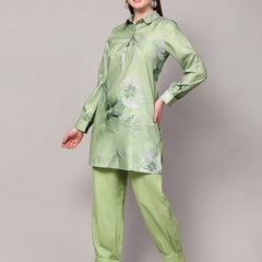 Poshak Hub Women Green Linen Digital Print Cord Set