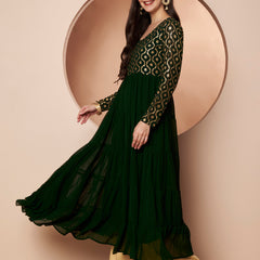 Poshak Hub Women Green Georgette Foil print Tiered Anarkali Kurta