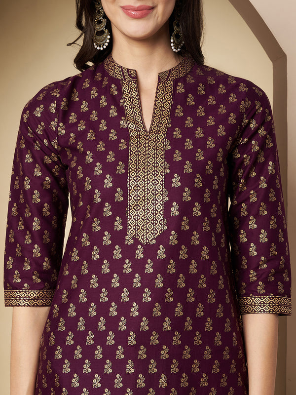 Poshak Hub Women Cotton Purple Gold Print Staright Kurta