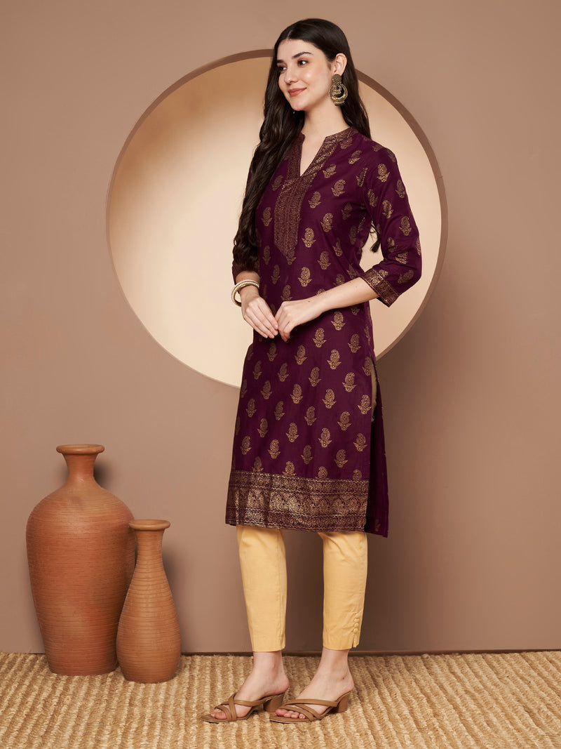 Poshak Hub Women Cotton Purple Gold Print Staright Kurta