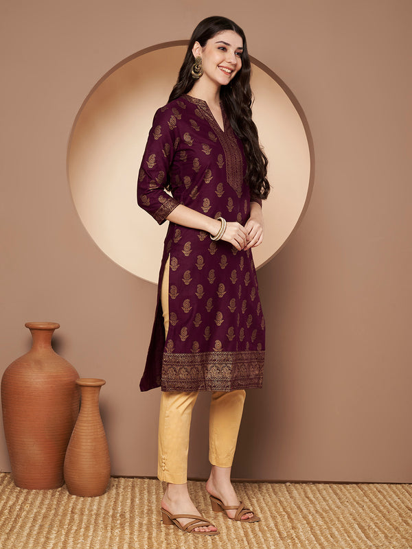 Poshak Hub Women Cotton Purple Gold Print Staright Kurta