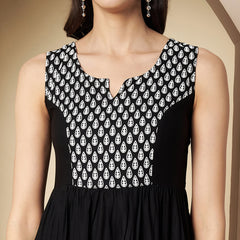 Poshak Hub Women Black Rayon A Line Kurta and palazzo