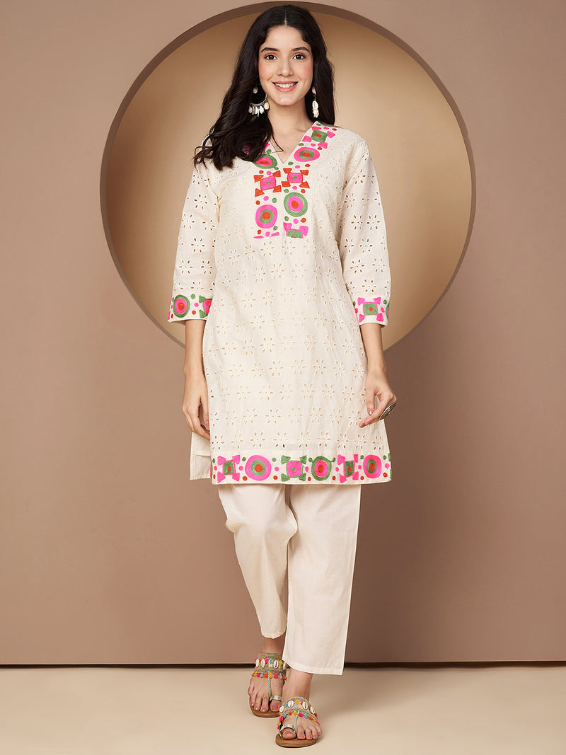 Poshak Hub Women Off-White Premium cotton Hakuba Chicken Embroidery Co-Ord Set