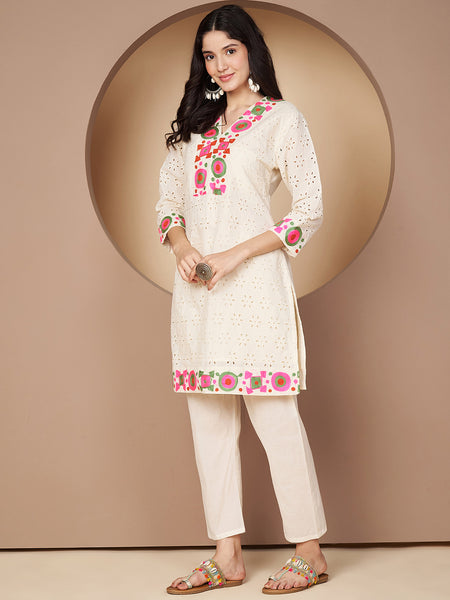 Poshak Hub Women Off-White Premium cotton Hakuba Chicken Embroidery Co-Ord Set