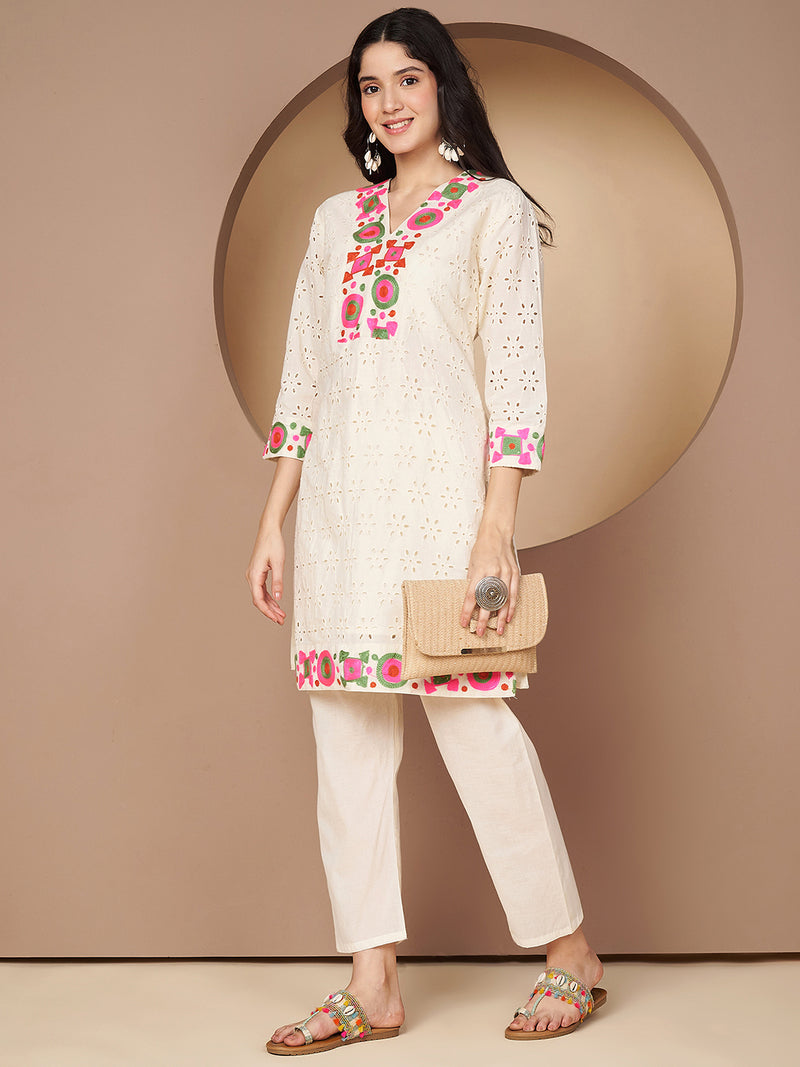 Poshak Hub Women Off-White Premium cotton Hakuba Chicken Embroidery Co-Ord Set