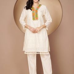 Poshak Hub Women Off-White Premium cotton Hakuba Chicken Embroidery Co-Ord Set