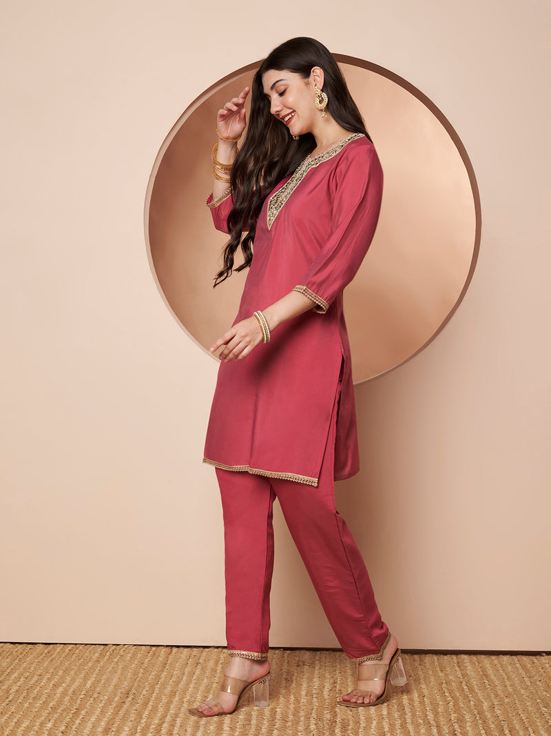 Poshak Hub Women Pink Embroidered Neck Co-Ord Set