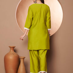 Poshak Hub Women Lime Green Embroidered Neck Co-Ord Set