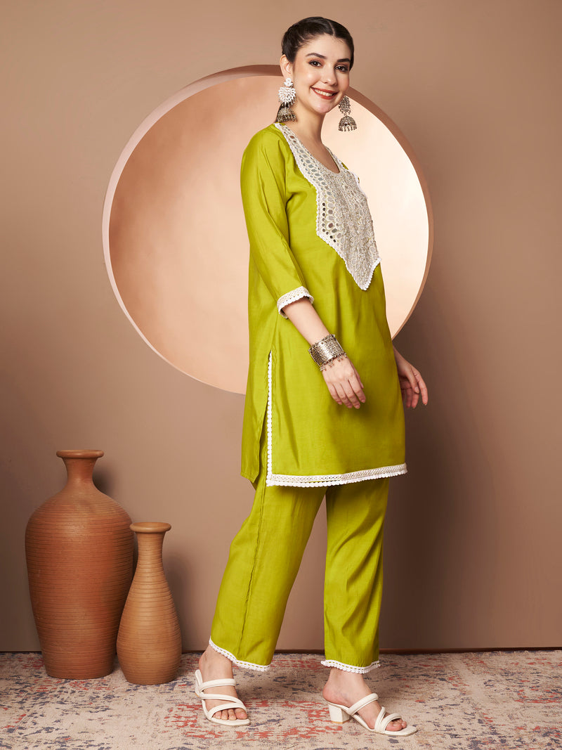 Poshak Hub Women Lime Green Embroidered Neck Co-Ord Set
