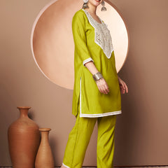 Poshak Hub Women Lime Green Embroidered Neck Co-Ord Set