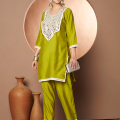 Poshak Hub Women Lime Green Embroidered Neck Co-Ord Set